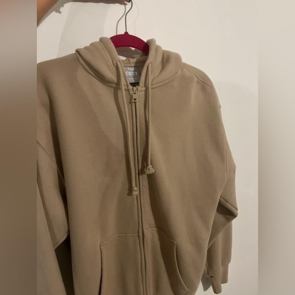 Aritzia Cozy fleece boyfriend zip up